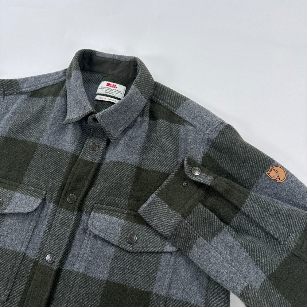 Fjallraven Mens Canada Shirt Medium Grey Green Buffalo Plaid Wool Snap Overshirt